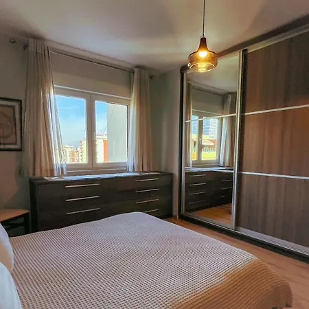 아파트 Urban Oasis, Central Location, Secure Parking *